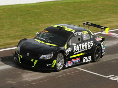 El auto de la Rana finalizó en el décimo puesto en Paraná.