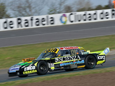 El Ford N° 129 vuelve a salir a la pista en el Autódromo de Paraná.