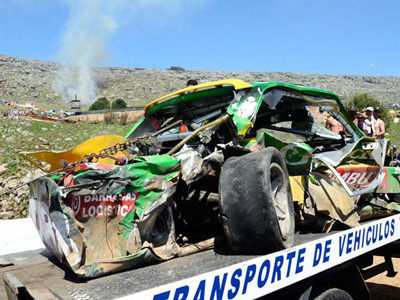 Asi quedó el auto de Falschi, después del accidente.