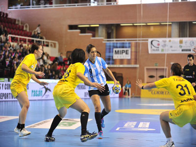 La Garra cerró su año con un torneo internacional en España.