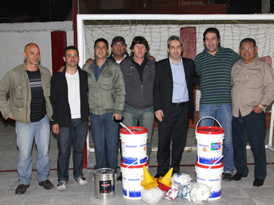 La Subsecretaría de Deportes colabora para mejorar las instituciones quilmeñas.