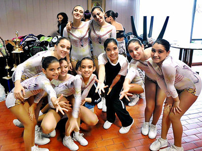 Las chicas de Quilmes contentas al participar de este importante torneo.