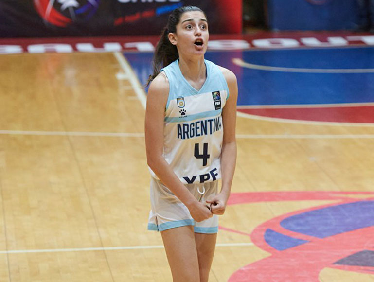Martina y el grito por una conversión; la jugadora del QAC, campeona sudamericana.