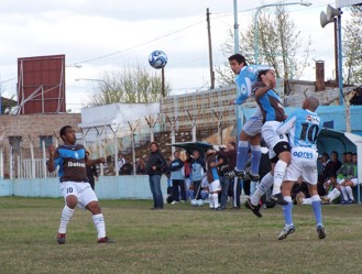 Argentino y Atlas ya empataron esta temporada en la Barranca.