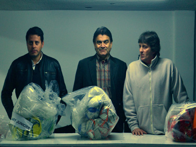 Gutiérrez y sus funcionarios en el club 12 de Octubre.