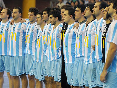 Argentina venció 30-26 a Qatar. Mañana enfrenta a Argelia por la Copa del Presidente.