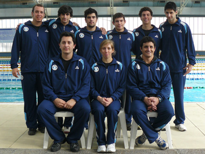 El quilmeño Gómez, junto al resto del equipo argentino.