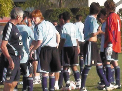 Los chicos argentinos tuvieron una buena actuación frente a los peruanos.