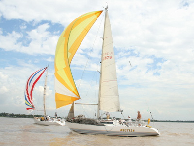 En su edición 2009, 160 embarcaciones participaron de la Borde a Quilmes.